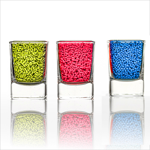 滌綸短纖色母粒