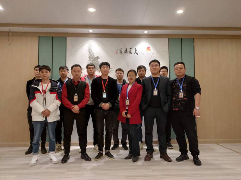 輕鋼別墅廠家的電話和地址是多少?(圖2) 睿婕輕鋼別墅團隊