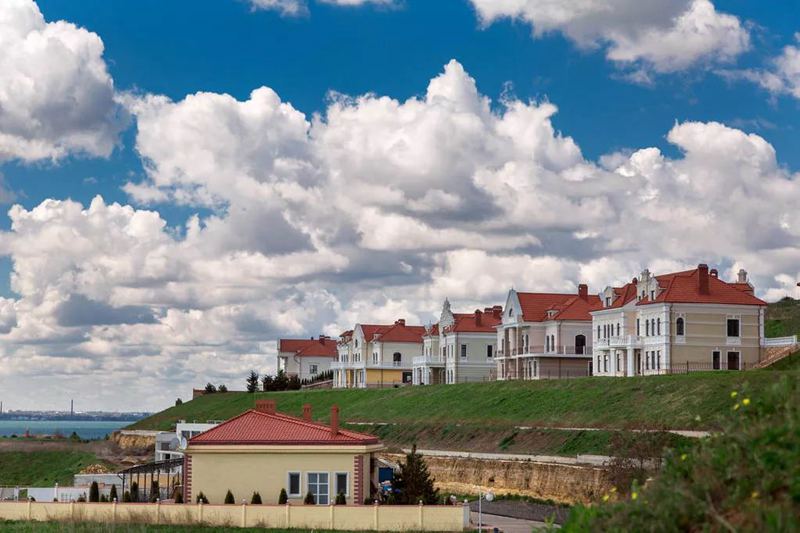 輕鋼別墅不牢固?一打就爛?來看看輕鋼的正規施工過程就知道了(圖1) 睿婕輕鋼別墅